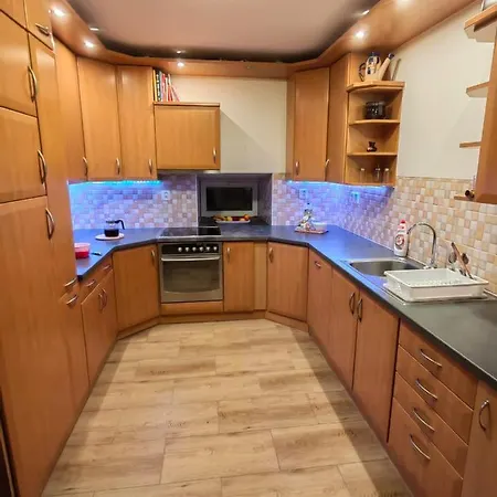 Jesenka Holiday home Cachrov